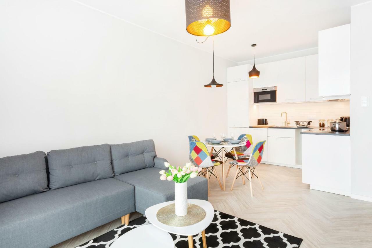 Apartments Rondo Wiatraczna By Noclegi Renters Warsawa Bagian luar foto