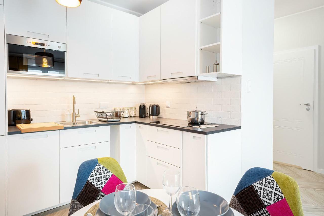 Apartments Rondo Wiatraczna By Noclegi Renters Warsawa Bagian luar foto