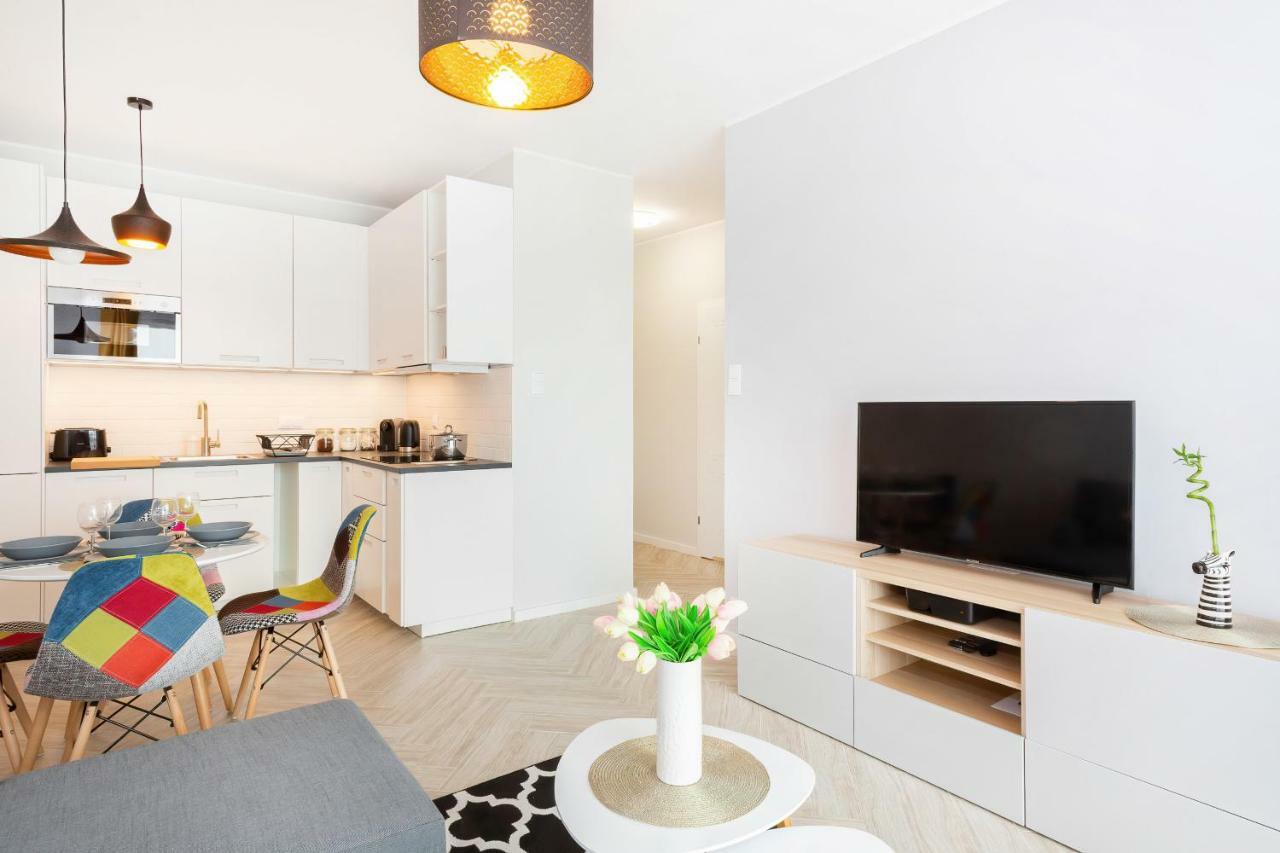 Apartments Rondo Wiatraczna By Noclegi Renters Warsawa Bagian luar foto